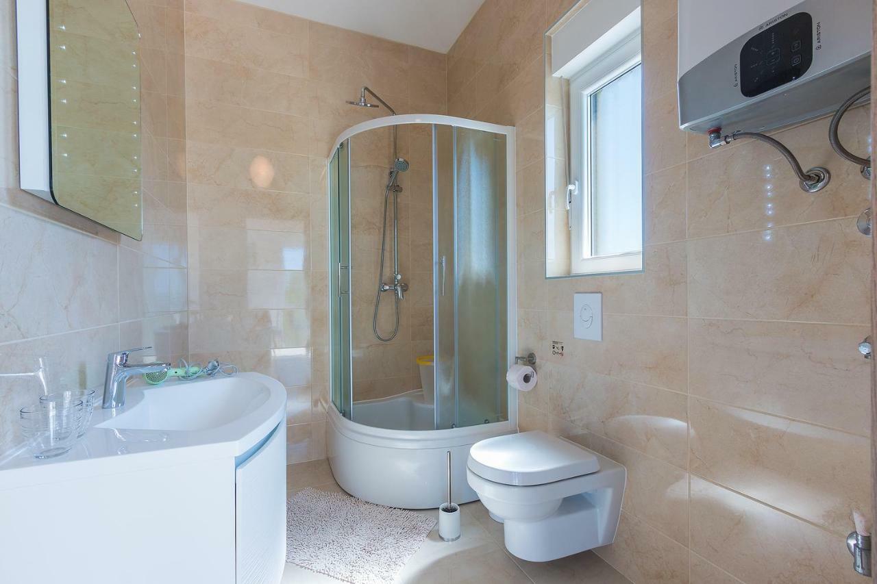 Guesthouse Bencun Медулин Екстериор снимка
